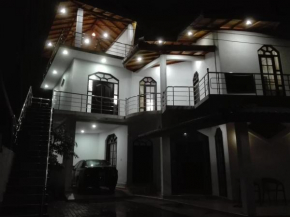 Casa Dolce - White Villa